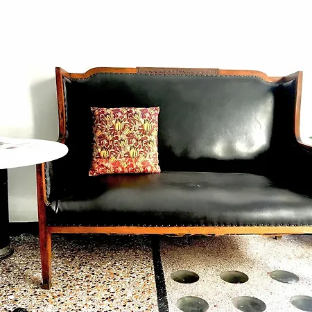 Concierge I * Atenas